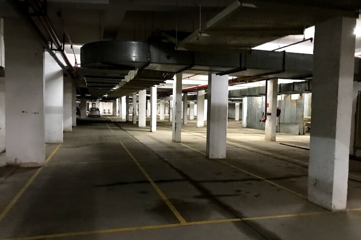  Parking, emaar-palm-gardens 3 Bedroom 1720 Sq.Ft. Apartment In Sector 83 Gurgaon 9283508