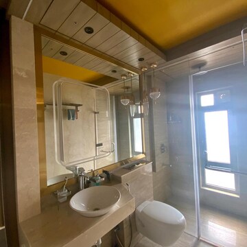 Attached Bathroom in 4 BHK Apartment at Oberoi Realty Esquire, Goregaon East – for Sale
