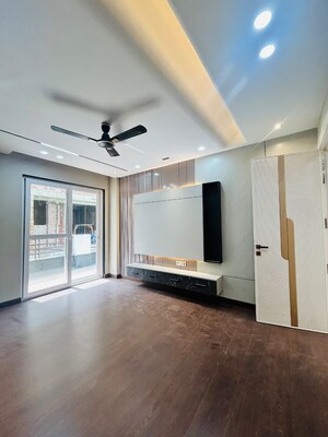 Room in 3 BHK Builder Floor at Puri Aman Vilas, Sector 89 – for Sale