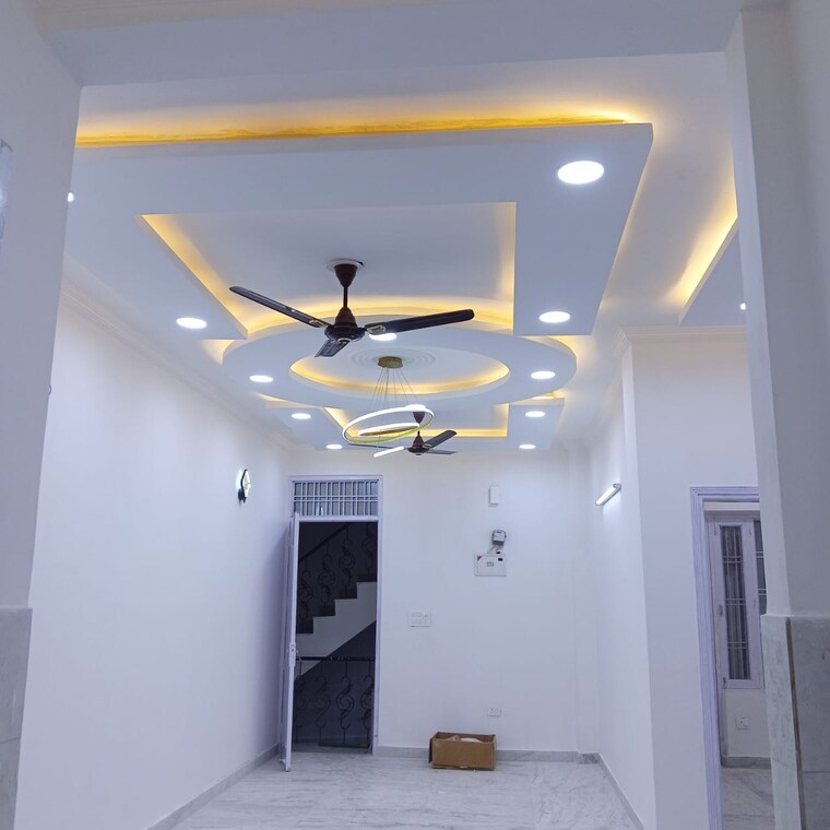 Living Room, green fields colony 3 Bedroom 200 Sq.Yd. Builder Floor In Green Fields Colony Faridabad 9283570