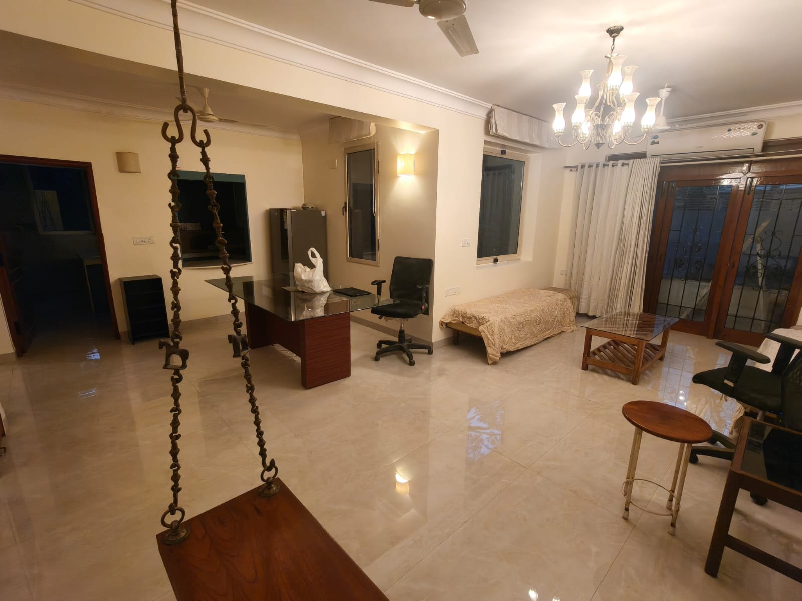 3 BHK + Servant Room 2300 Sq.Ft. Apartment in Emmanuel Pearl