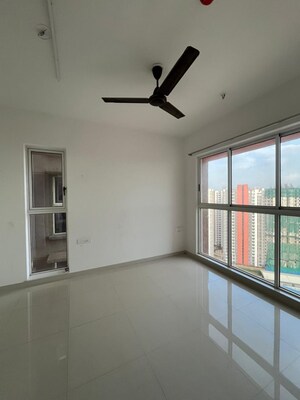 Room in 1 BHK Apartment at Lodha Codename Premier, Dombivli East – for Rent