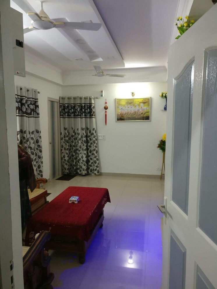 Living Room, land-craft-golf-links-apartment-phase-2 3 Bedroom 2000 Sq.Ft. Apartment In Pandav Nagar Ghaziabad 9283579