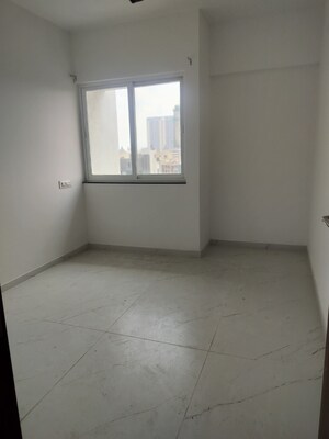 2 BHK Apartment For Rent in Pawar Riseonic, Mundhwa