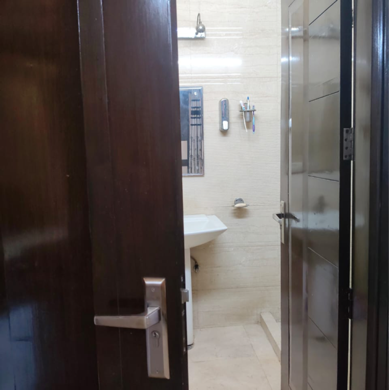 Bathroom, malviya nagar 2 Bedroom 1500 Sq.Ft. Builder Floor In Malviya Nagar Delhi 9283613