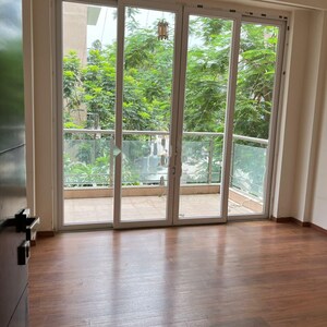 Room in 3 BHK Apartment at Adani Samsara, Sector 60 – for Rent