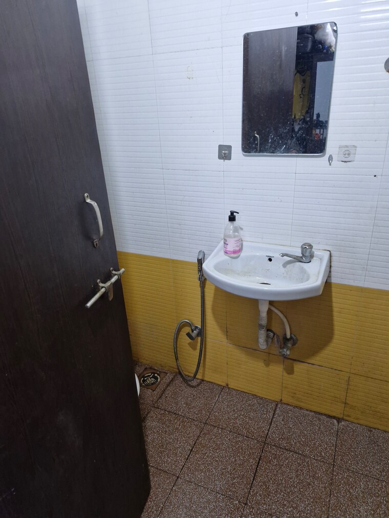 Attached Bathroom, vanashree-apartment 2 Bedroom 956 Sq.Ft. Apartment In Hadapsar Pune 9283707