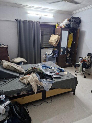 Master Bedroom in 2 BHK Apartment at Vanashree Apartment, Hadapsar – for Rent