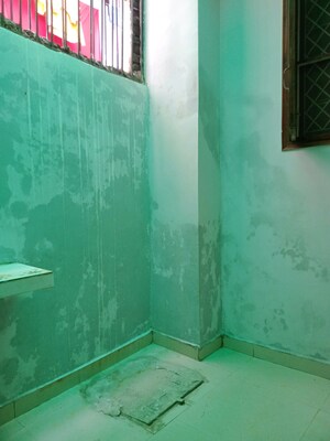 Swimming Pool in 2 BHK Independent House at Sector 41 – for Rent