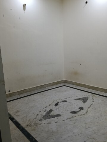 2 BHK Builder Floor For Rent in Govindpuri