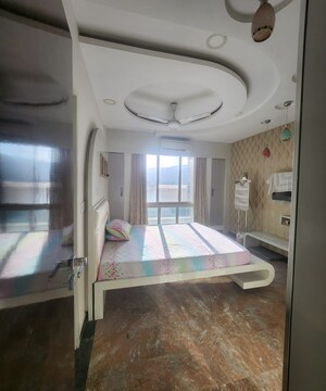 Bathroom in 3 BHK Apartment at Hiranandani Meadows, Manpada – for Rent