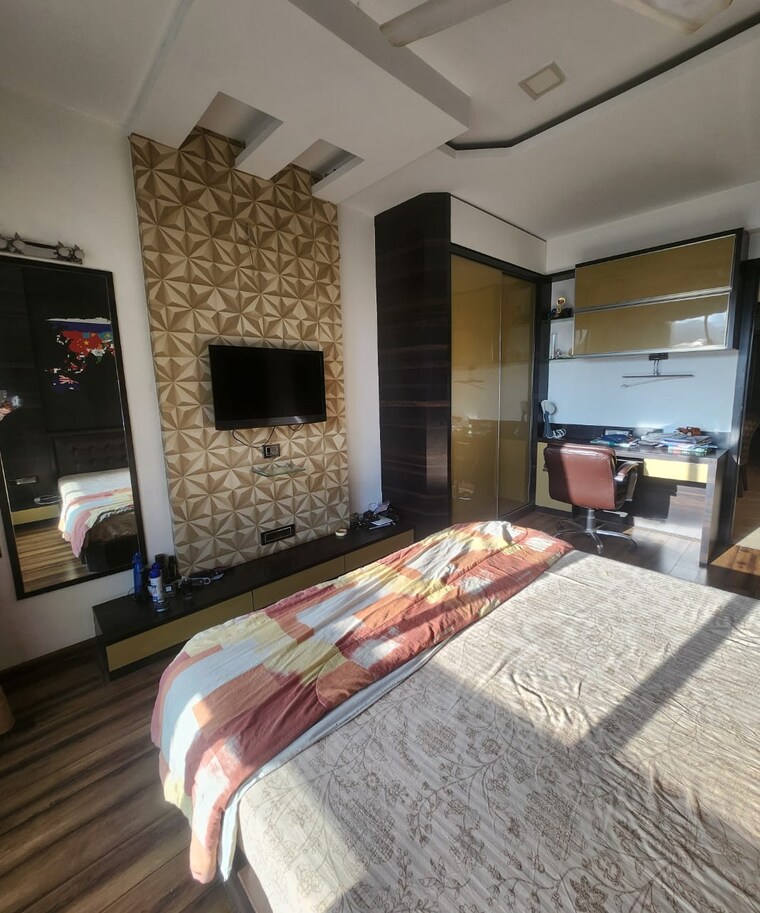 Bedroom, hiranandani-meadows 3 Bedroom 1500 Sq.Ft. Apartment In Manpada Thane 9283738