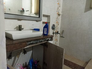 Attached Bathroom in 2 BHK Independent House at Sector 27 – for Rent