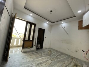 2 BHK Builder Floor For Rent in Sector 37