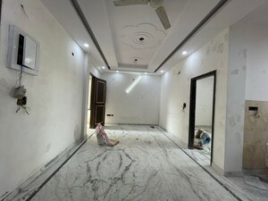 Bathroom in 2 BHK Builder Floor at Sector 37 – for Rent