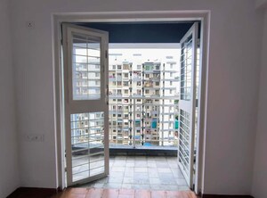 Room in 2 BHK Apartment at Triaa Kosmic Kourtyard, Wagholi – for Rent