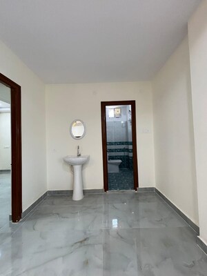 Room in 2 BHK Apartment at SM Homes Kondapur, Kondapur – for Rent