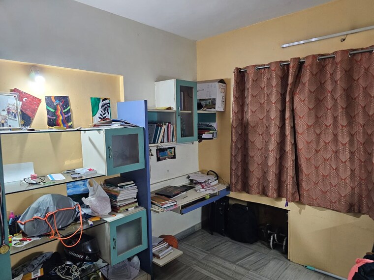 Bedroom, bombay-sappers-colony 3 Bedroom 1300 Sq.Ft. Apartment In Wadgaon Sheri Pune 9283757