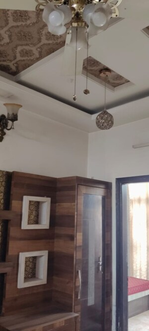 Furnished Amenities in 3 BHK Apartment at Shri Balaji Heights II, Gandhi Path – for Rent