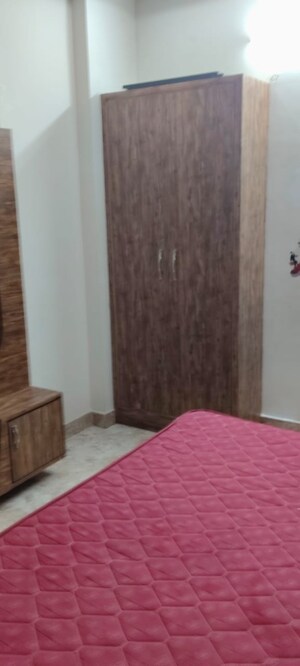Bedroom in 3 BHK Apartment at Shri Balaji Heights II, Gandhi Path – for Rent