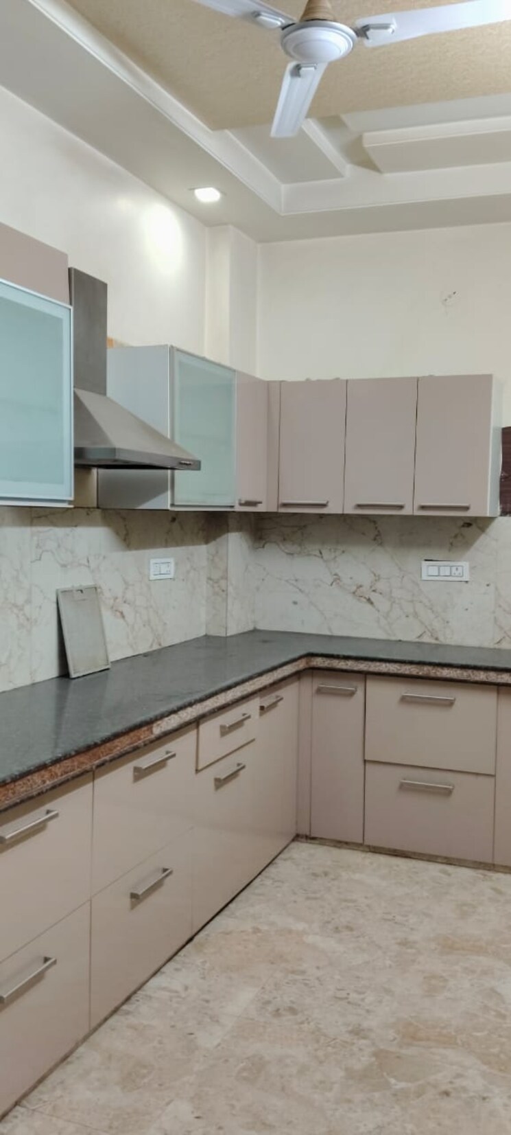 Kitchen, shri-balaji-heights-ii 3 Bedroom 1100 Sq.Ft. Apartment In Gandhi Path Jaipur 9283823