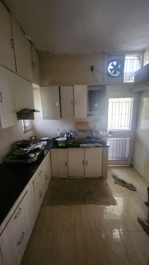 Kitchen in 2 BHK Independent House at RWA Apartments Sector 72, Sector 72 – for Rent