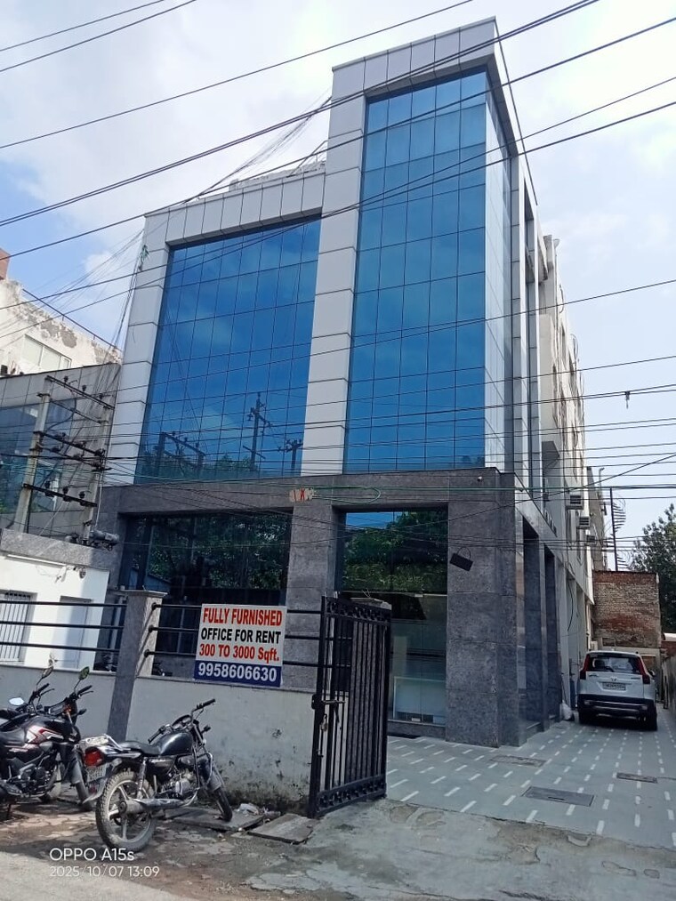 Exterior View, sector 2 Commercial Office Space 2700 Sq.Ft. In Sector 2 Noida 9280526