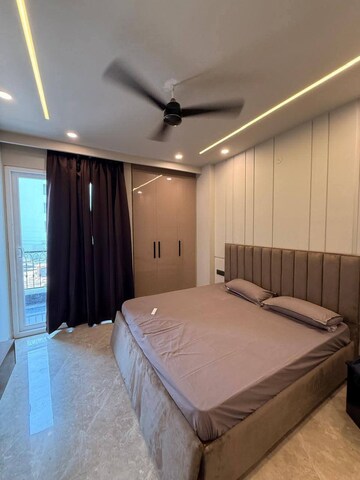 Bedroom in 1 BHK Builder Floor at Saket – for Rent