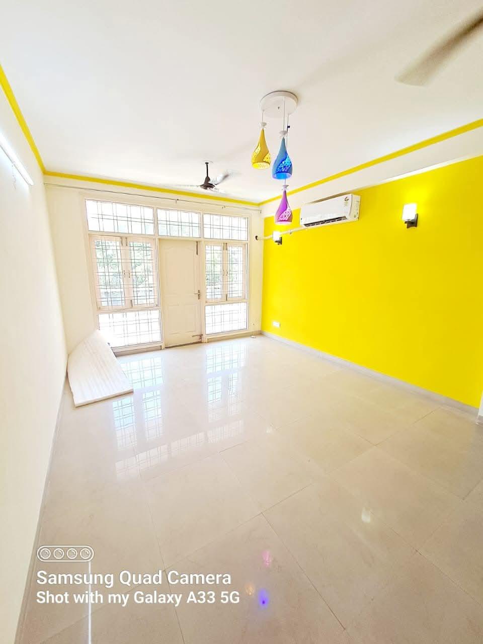 4 BHK + Study Room Builder Floor For Rent in Hong Kong Bazaar