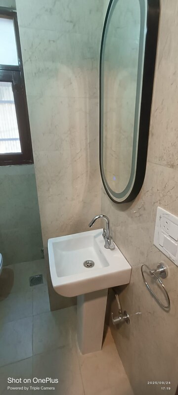 Bathroom in 2 BHK Builder Floor at Gail CGHS, Sector 56 – for Rent