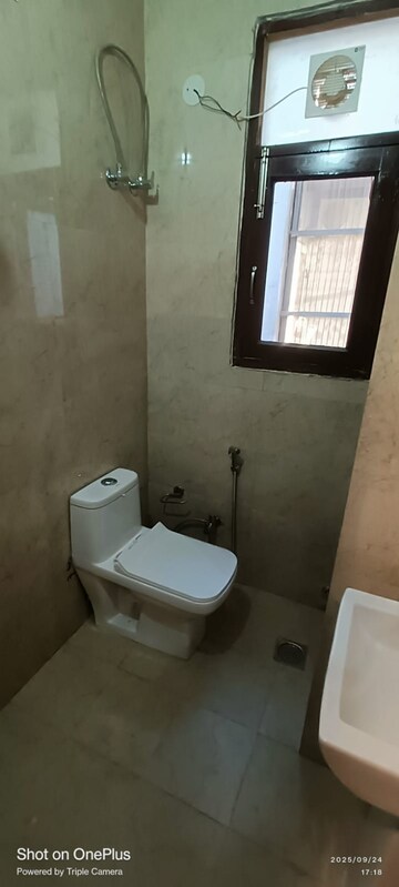 Bathroom in 2 BHK Builder Floor at Gail CGHS, Sector 56 – for Rent