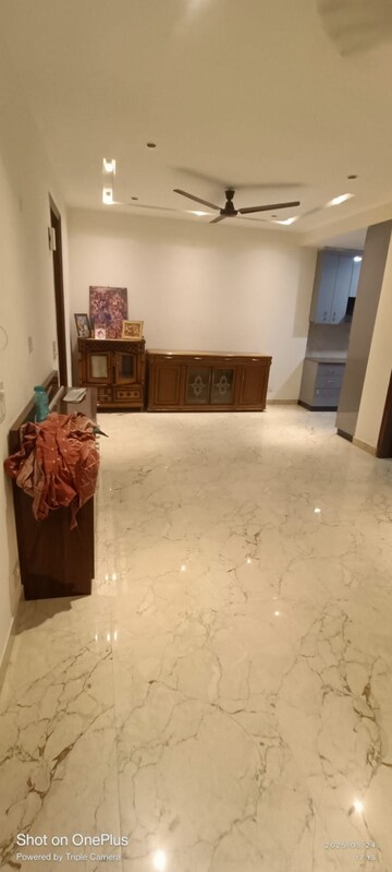 Room in 2 BHK Builder Floor at Gail CGHS, Sector 56 – for Rent
