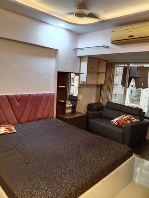 Bedroom in 1 BHK Apartment at HDIL Dheeraj Diamond, Malad West – for Rent