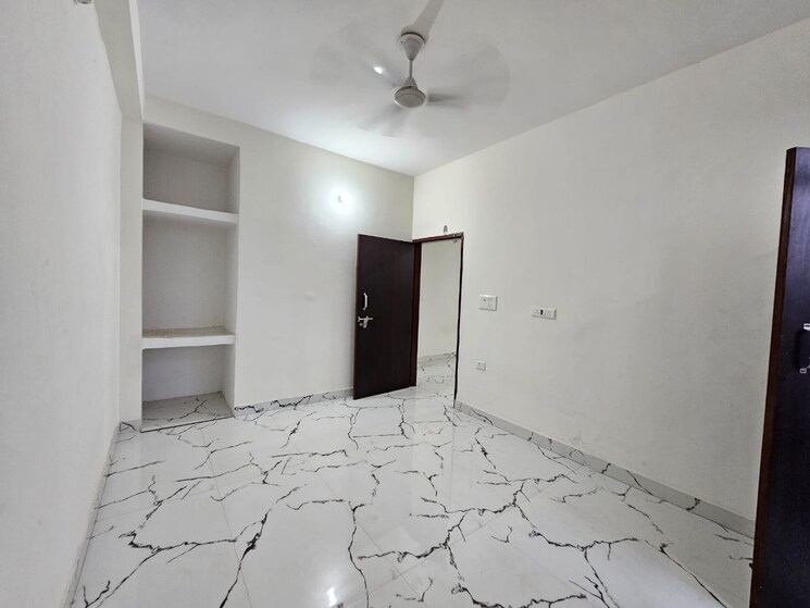 Room, saket 1 Bedroom 544 Sq.Ft. Apartment In Saket Delhi 9283851
