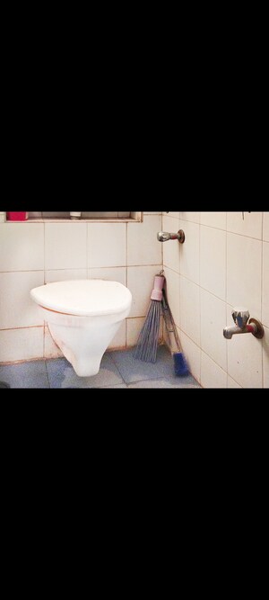 Bathroom in  Pg at Malad West – for Rent