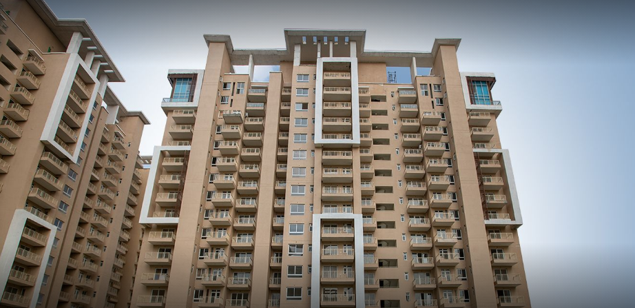 3 BHK + Servant Room Apartment For Sale in Emaar Palm Gardens