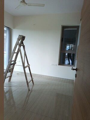 Staircase in 2.5 BHK Apartment at Wadhwa The Address Boulevard, Ghatkopar West – for Rent