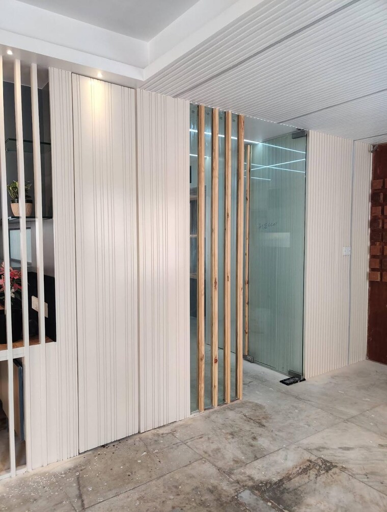 undefined, em bypass Commercial Office Space 700 Sq.Ft. In Em Bypass Kolkata 9283888