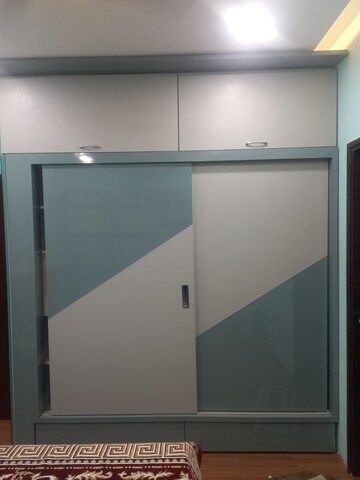 Room in 2 BHK Apartment at Purva Silversands, Mundhwa – for Rent