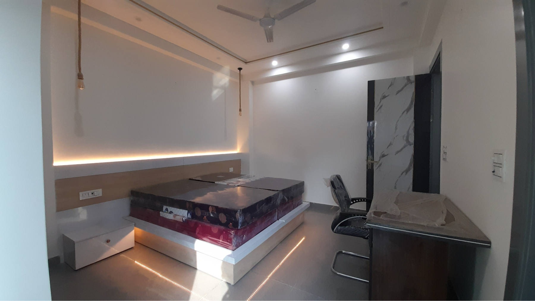 1 BHK + Extra Room Builder Floor For Rent in ROF Portico