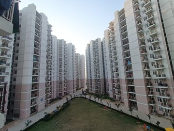 2 BHK Apartment For Rent in Suncity Avenue 76, Sector 76