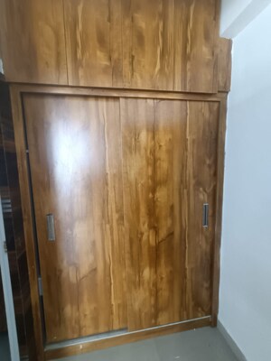 Furnished Amenities in 2 BHK Apartment at Suncity Avenue 76, Sector 76 – for Rent