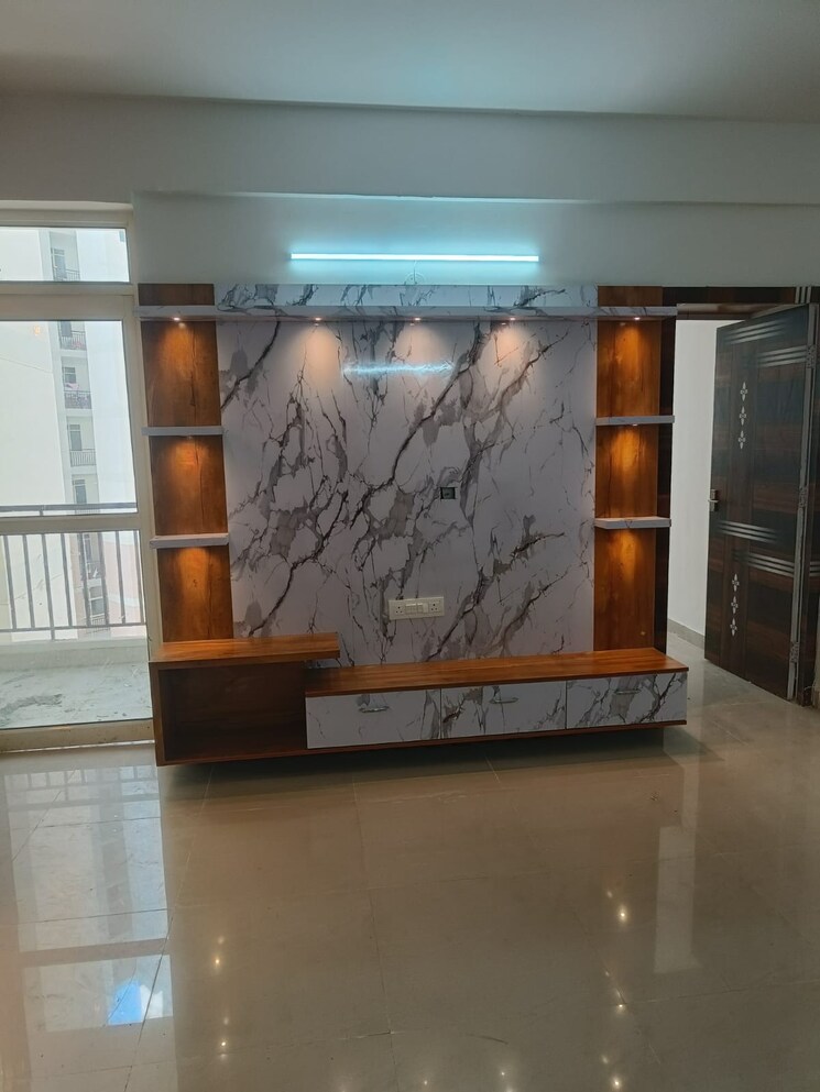 Living Room, suncity-avenue-76 2 Bedroom 735 Sq.Ft. Apartment In Sector 76 Gurgaon 9283934