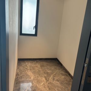 Room in 3 BHK Apartment at Lodha The Park Trump Tower, Kamala Mill – for Rent