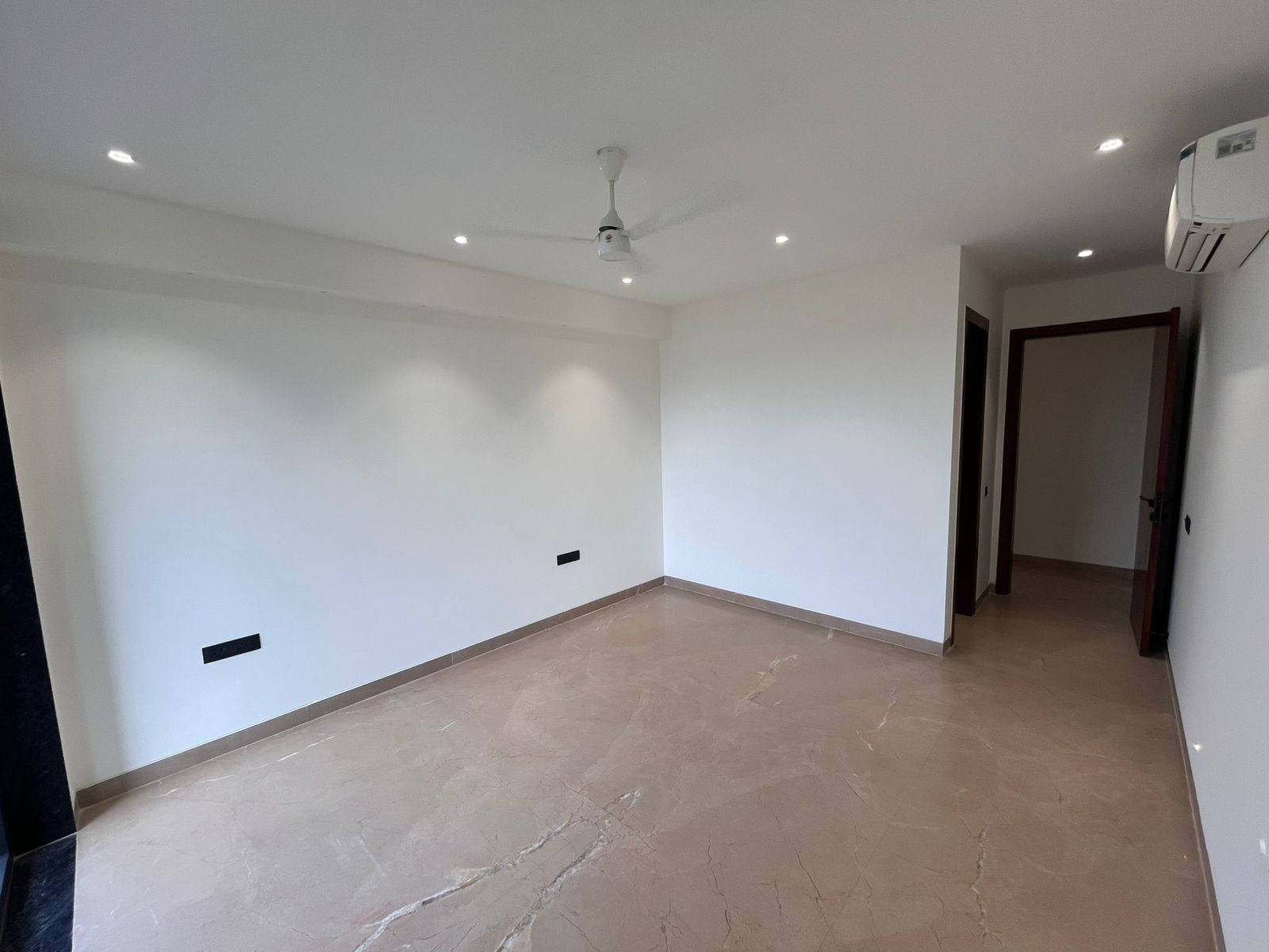 4 BHK Builder Floor For Rent in Sushant Lok I