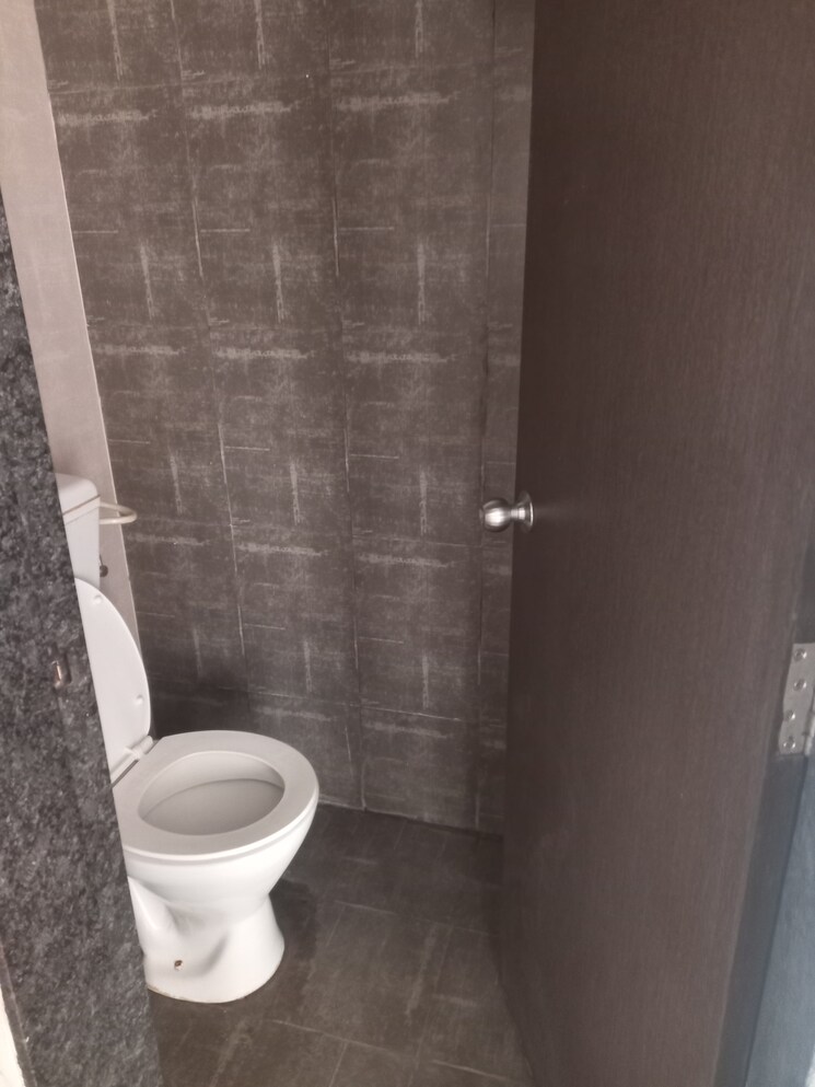 Bathroom, sukhwani-hermosa-casa 2 Bedroom 784 Sq.Ft. Apartment In Mundhwa Pune 9283932