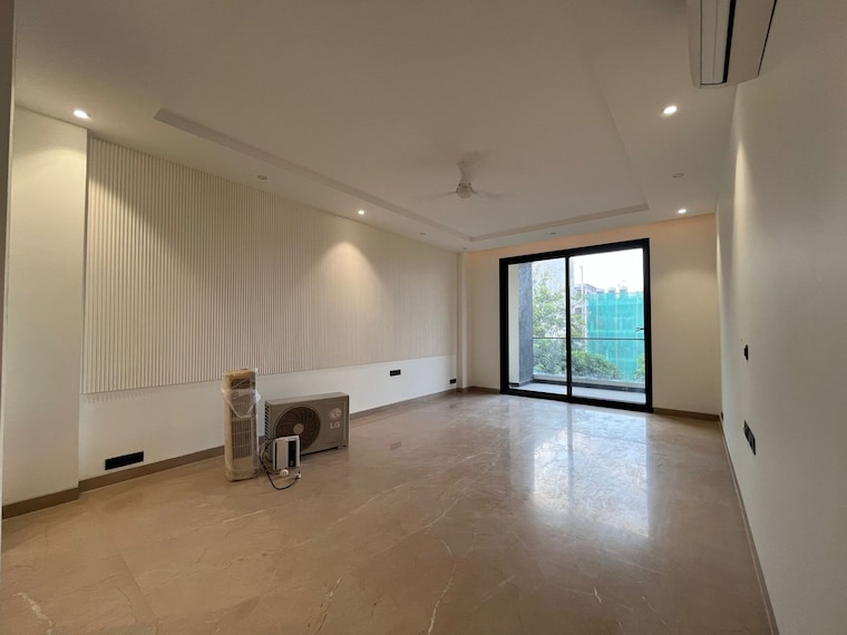 Room, sushant lok i 4 Bedroom 3000 Sq.Ft. Builder Floor In Sushant Lok I Gurgaon 9283957