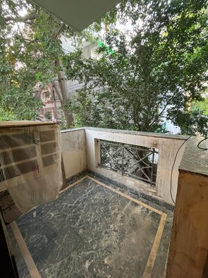 Balcony in 3 BHK Builder Floor at Ansal Sushant Lok I, Sector 43 – for Rent