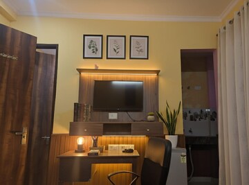  1 RK Builder Floor at Sector 54 – for Rent