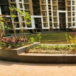 2 BHK Apartment – Garden View at Dahisar East - for Sale